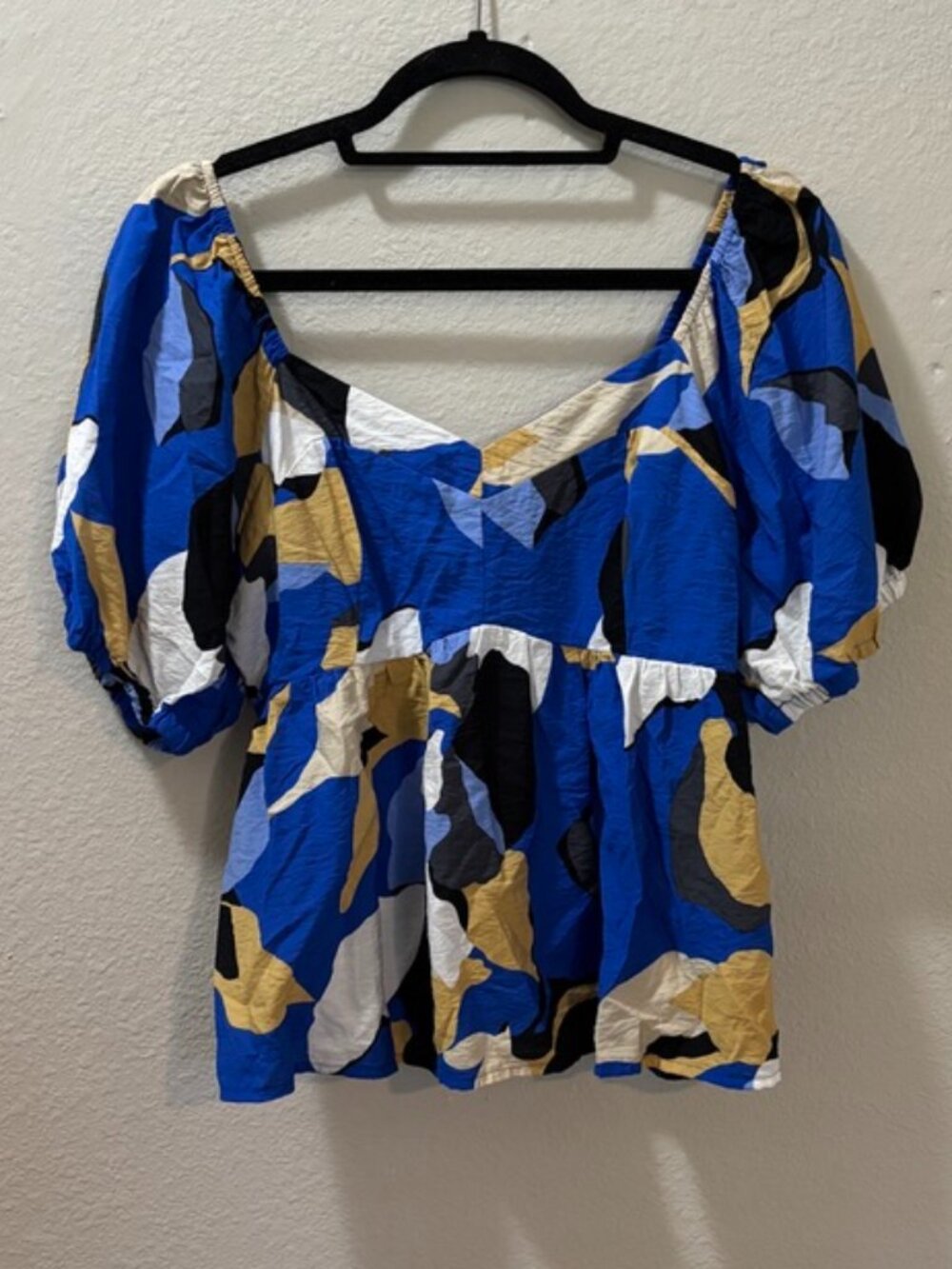 Nine West Blue Abstract Print Puff Sleeve Smocked Peplum Blouse Size Large